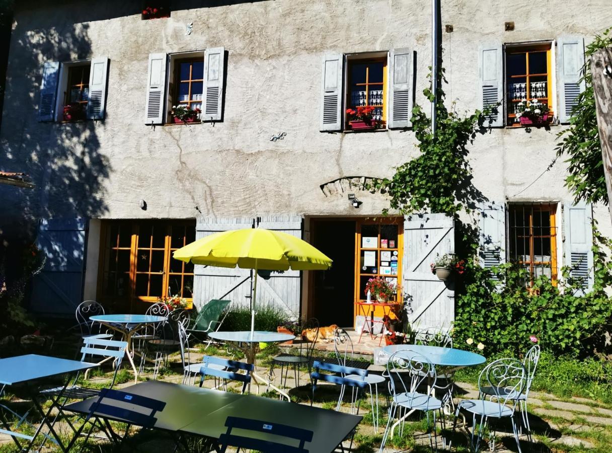Gite D'Etape Auberge De L'Ardoisiere Жозье Экстерьер фото