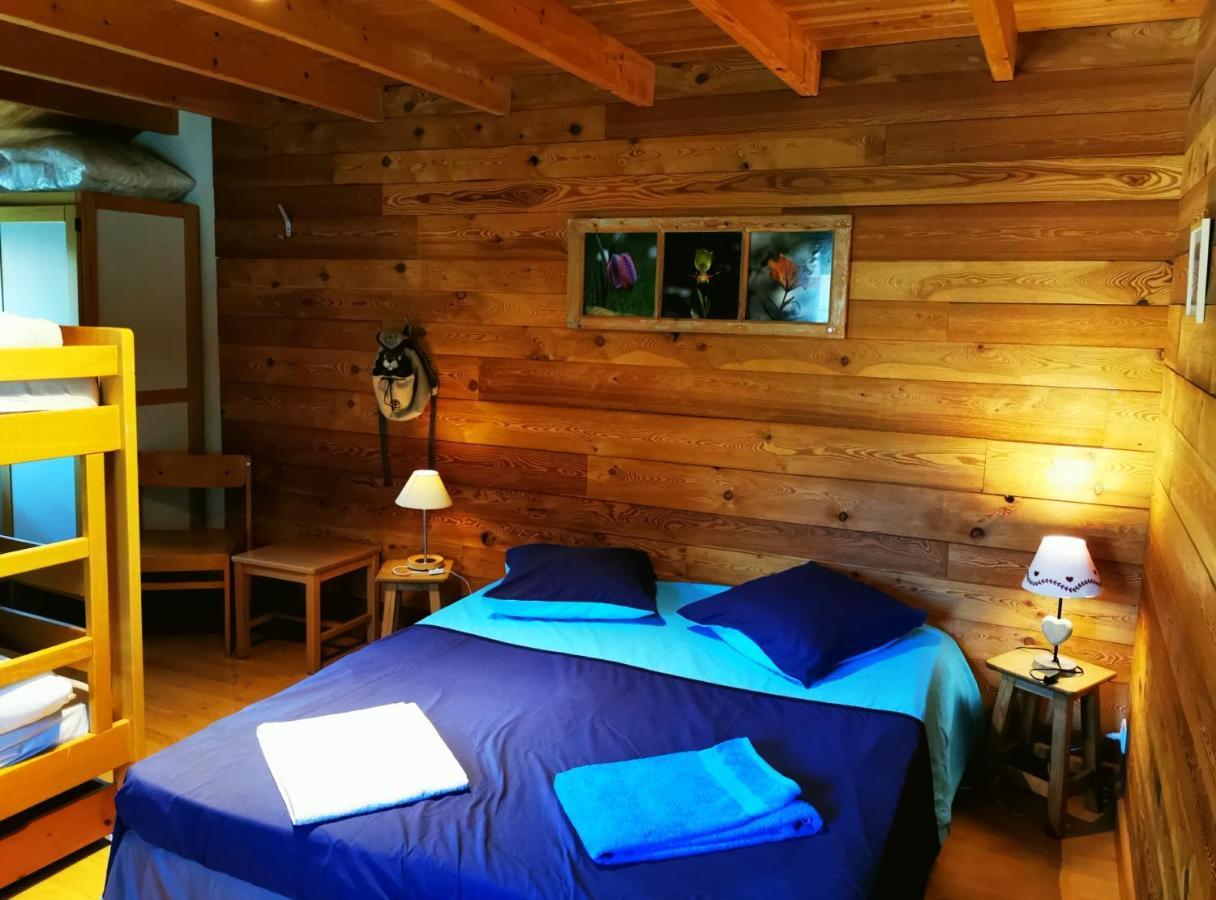 Gite D'Etape Auberge De L'Ardoisiere Жозье Экстерьер фото