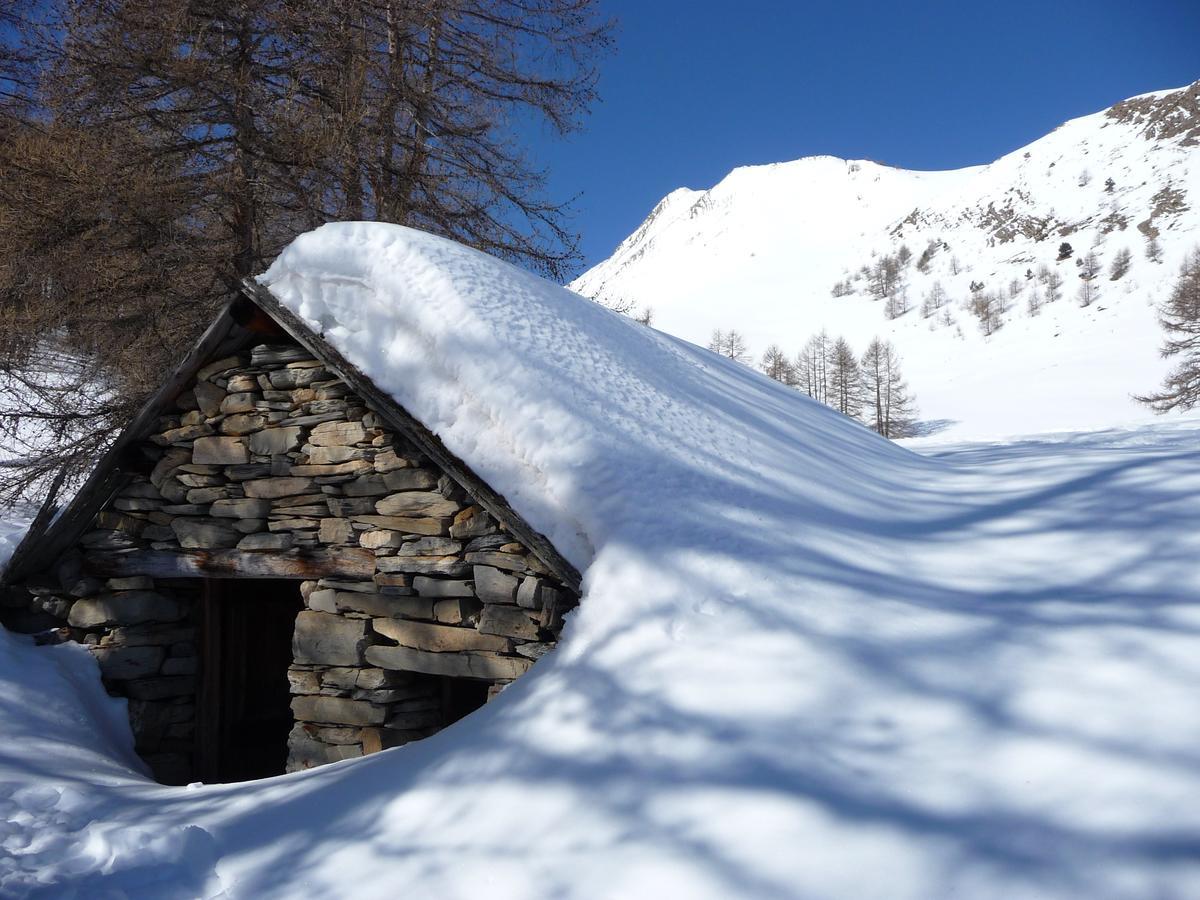Gite D'Etape Auberge De L'Ardoisiere Жозье Экстерьер фото
